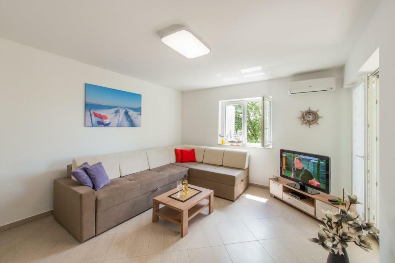 Fewo Villa Adria Barusic ภายนอก รูปภาพ